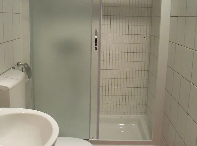 Πανσιόν Private Accommodation Raspudic